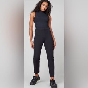 SPANX On-The-Go Slim Straight Pull On Black Pants Women’s Size Medium